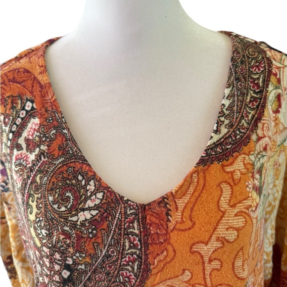 Chico's Multicolor Paisley V-Neck Hi-Lo Blouse Women’s Size 2 (Large) - Picture 2 of 9